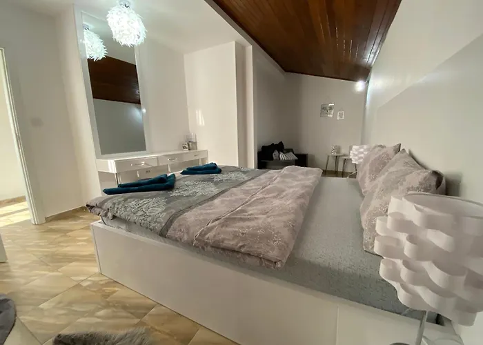 Holiday home Casa Per Te село огняново - село Marchevo